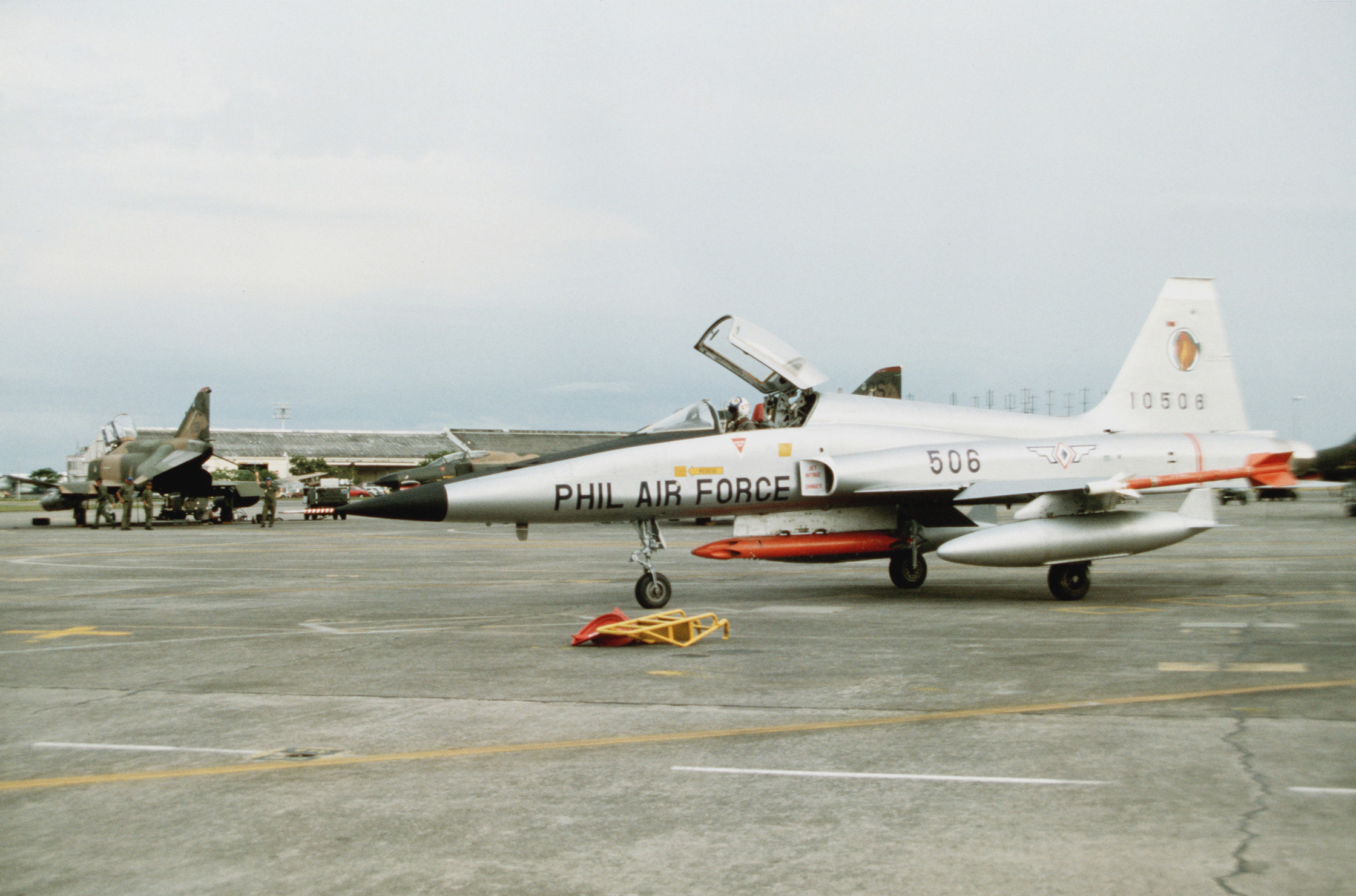 菲律賓,F-16,軍售,AIM-9X,AGM-84,F-5A/B,F-5E/F,國防,美國,空軍,東南亞