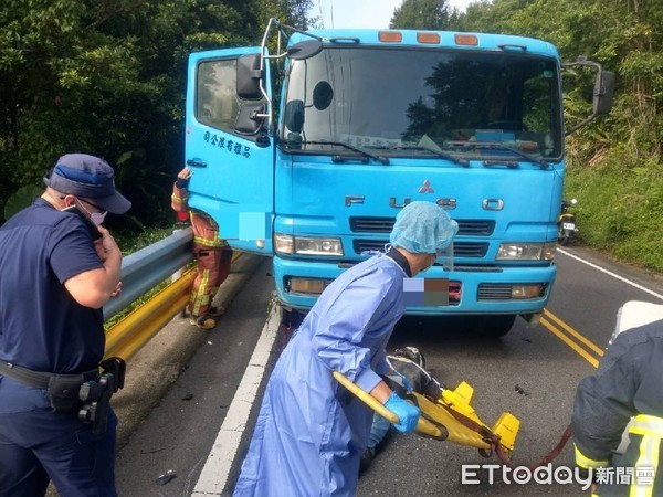 ▲▼車禍。（圖／記者陳雕文翻攝）