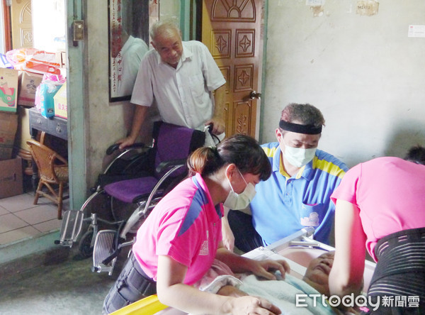 ▲▼中華聖母基金會到宅服務車 。（圖／中華聖母基金會提供）