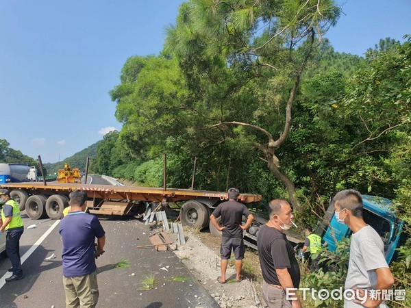 ▲國3南下83k死亡車禍。（圖／記者陳凱力翻攝）