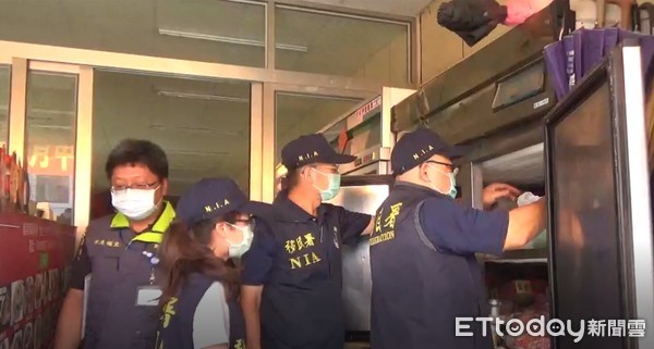▲▼移民署台東縣專勤隊會同相關單位，前往越南小吃店實施聯合稽查。（圖／台東專勤隊提供，下同）
