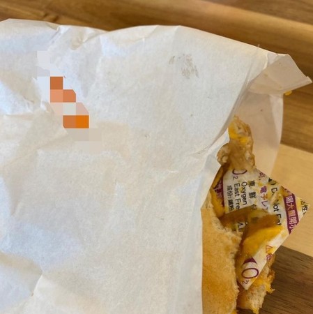 ▲鮪魚在漢堡裡吃到防腐劑。（圖／翻攝鮪魚Instagram）