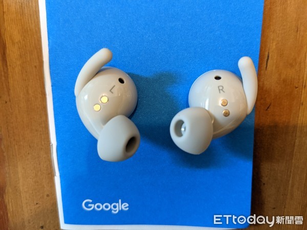 ▲Google Pixel Buds A。（圖／記者吳佳穎攝）