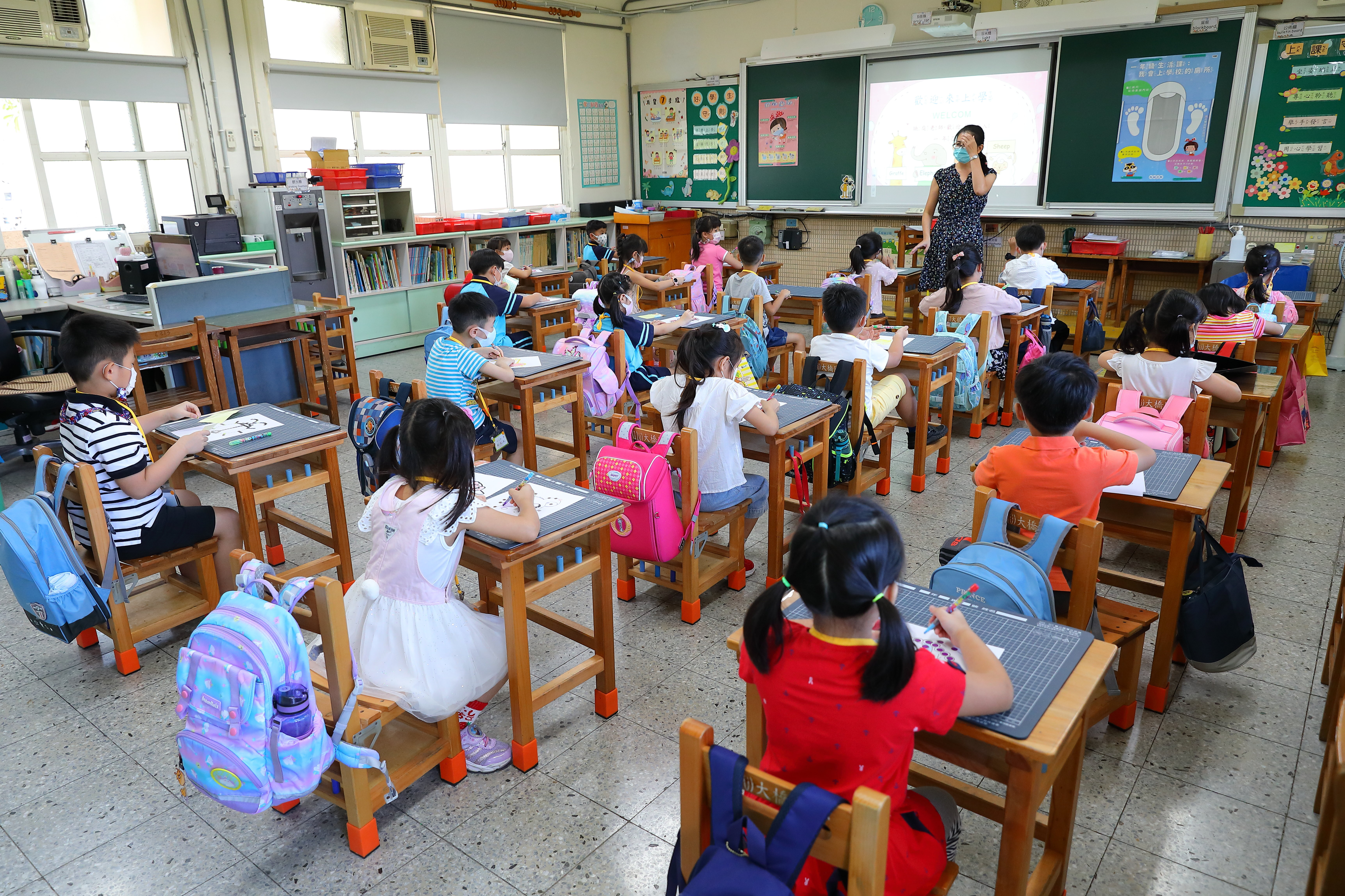 少子化海嘯！全台國小生年減2萬人　教育部「四大策略」因應 | ETtoday生活新聞 | ETtodayAMP