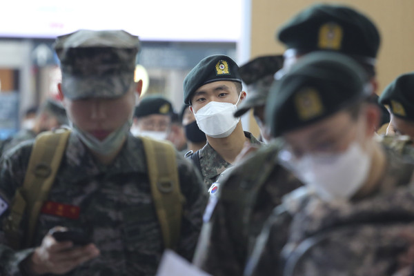 ▲▼南韓軍隊屢傳上級對下級的嚴重霸凌案。（圖／達志影像／美聯社）