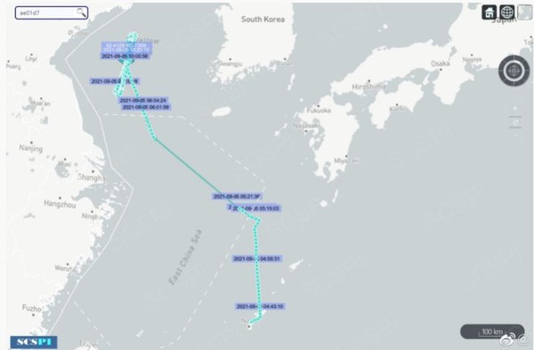 ▲美國空軍4日、5日皆派出RC-135S偵察機逕直前往中國領海附近海域抵近偵察。（圖／翻攝自微博／南海战略态势感知）