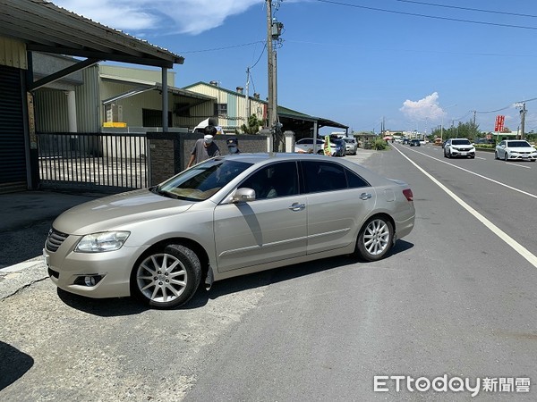 ▲屏東監理站會同警方攔查白牌牌載客             。（圖／記者陳崑福翻攝，以下同）