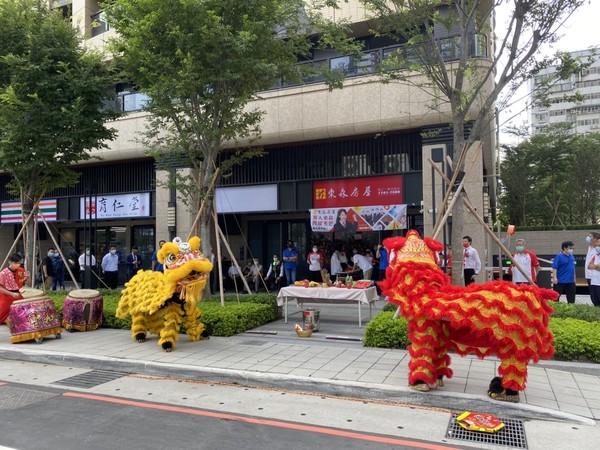 東森房屋再展新店　華江一路加盟店盛大開幕！（圖／東森房屋提供）