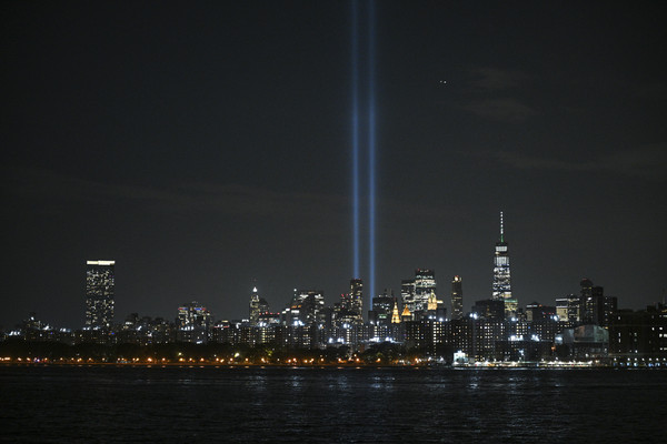 ▲▼紐約曼哈頓911國家紀念博物館在2020年進行的「紀念之光」（Tribute in Light）儀式。（圖／達志影像／美聯社）