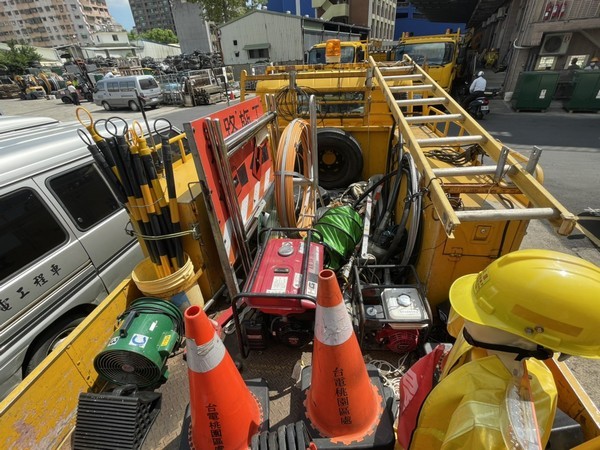 ▲台電籲民眾多利用網路通報查詢停復電資訊