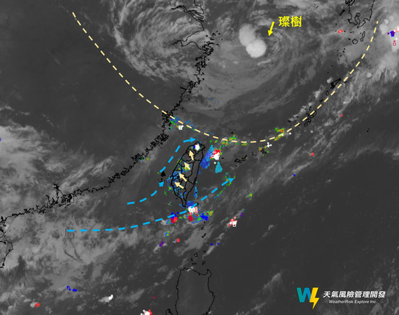 ▲▼天氣風險解釋大台北地區深夜大雷雨的原因。（圖／翻攝自Facebook／天氣風險 WeatherRisk）