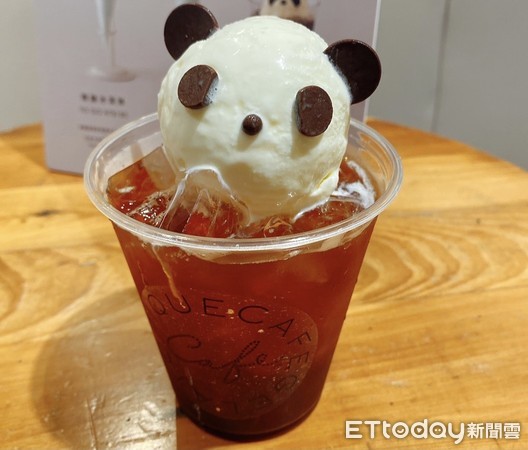 ▲▼gelato pique café推熊貓可麗餅、漂浮黑咖啡。（圖／gelato pique café提供）