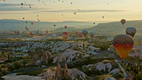 ▲▼土耳其卡帕多奇亞熱氣球。（圖／許家興AGA拍攝提供)