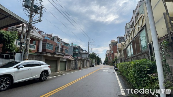 ▲▼龍井土地新水位價。（圖／記者陳筱惠攝）