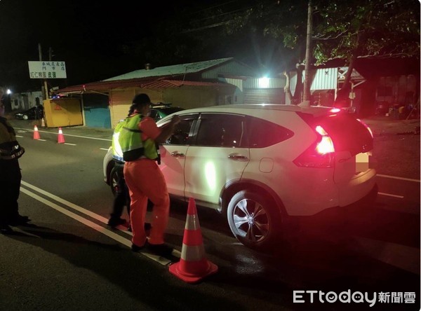 ▲海巡署聯合屏東縣枋寮、恆春警方辦理「秋節聯合擴大威力掃蕩」             。（圖／記者陳崑福翻攝，以下同）