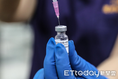 死亡率高10倍!3成長者堅持不打疫苗 醫籲至少接種1劑mRNA原因曝