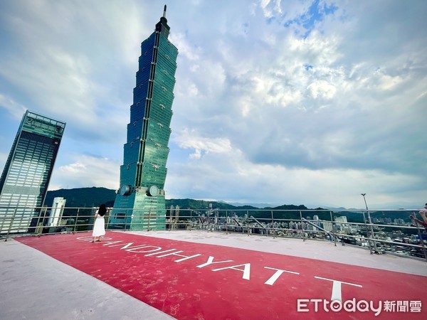 ▲台北君悅酒店首度公開「頂樓停機坪」。（圖／記者彭懷玉攝）
