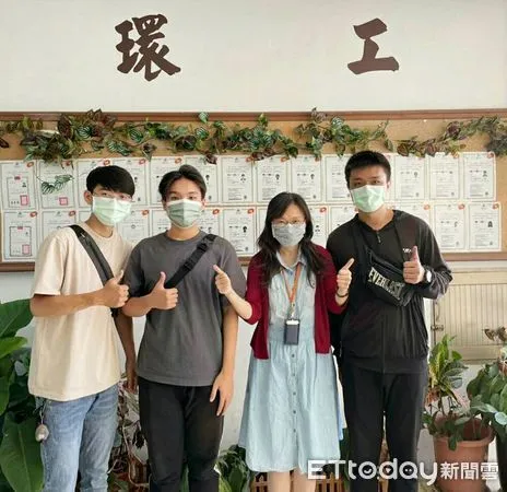 ▲經濟部工業局所屬工業區污水處理廠操作維護公職人員招考放榜，崑山科技大學環境工程系搶下5席，相當不容易。（圖／記者林悅翻攝，下同）