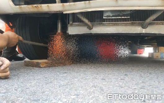 ▲▼苗栗市國華路死亡車禍。（圖／記者黃孟珍翻攝）