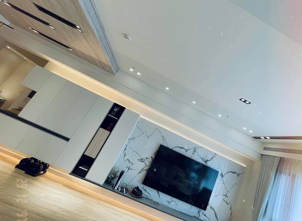 ▲王子客廳裝修。（圖／翻攝自王子臉書）