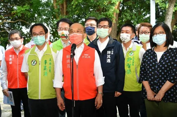 ▲▼蘇院長2日視察「高雄橋頭科學園區及聯外交通建設」。（圖／行政院提供）