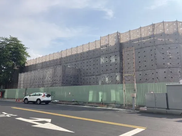 ▲▼文化路古蹟郵局遭突襲式賤價出租　立委王美惠籲徹查。（圖／王美惠國會辦公室提供）