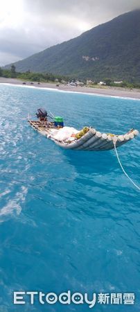 ▲▼花蓮崇德外海浮屍。（圖／記者王兆麟翻攝）