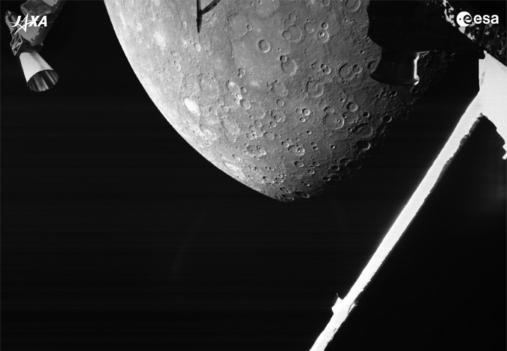 ▲▼ 歐洲太空總署（ESA）日前表示，歐洲和日本合作的水星探測太空船「貝皮可倫坡號」（BepiColombo）已傳回首批水星影像。（圖／達志影像／美聯社）