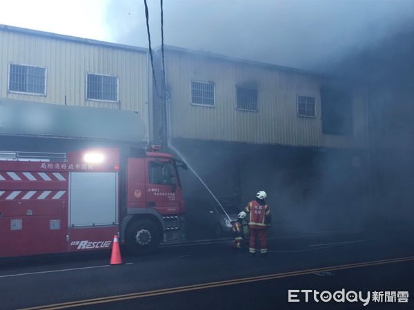 ▲▼桃園蘆竹工廠火警。（圖／桃園市消防局提供）