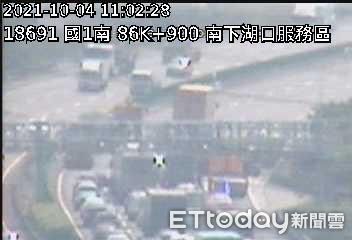 ▲國道車禍。（圖／記者黃孟珍翻攝）