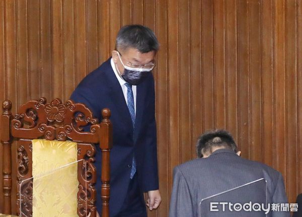 ▲▼行政院長蘇貞昌赴立法院施政總質詢 會議主席蔡其昌宣布休息後離場。（圖／記者屠惠剛攝）