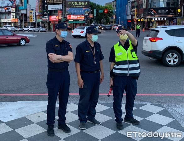 ▲▼花蓮警方執行「環警監聯合稽查」針對噪音擾民的改裝車輛加強取締舉發。（圖／花蓮警分局提供，下同）