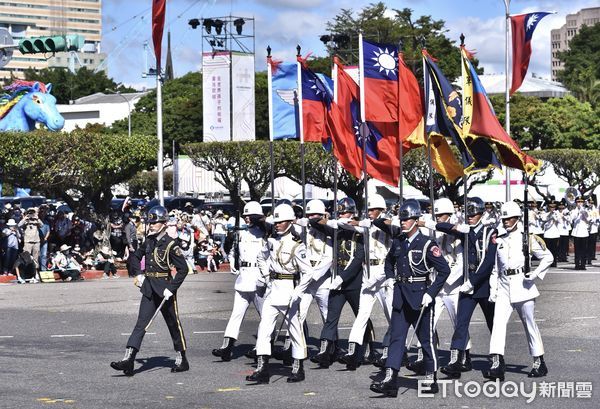 ▲▼110年國慶大會預演,國防部聯合樂儀隊,三軍儀隊,三軍樂儀隊。（圖／記者李毓康攝）