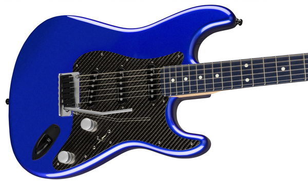 ▲LC Stratocaster限量吉他。（圖／翻攝自Lexus）