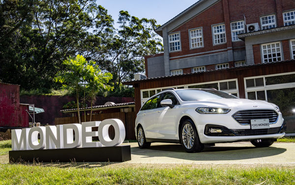 ▲福特Mondeo Hybrid Wagon預售110萬。（圖／翻攝自Ford）