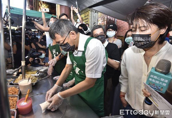 熊好券配合店家不到1萬家　柯文哲樂觀：多1周準備可以布置更好 | ETt