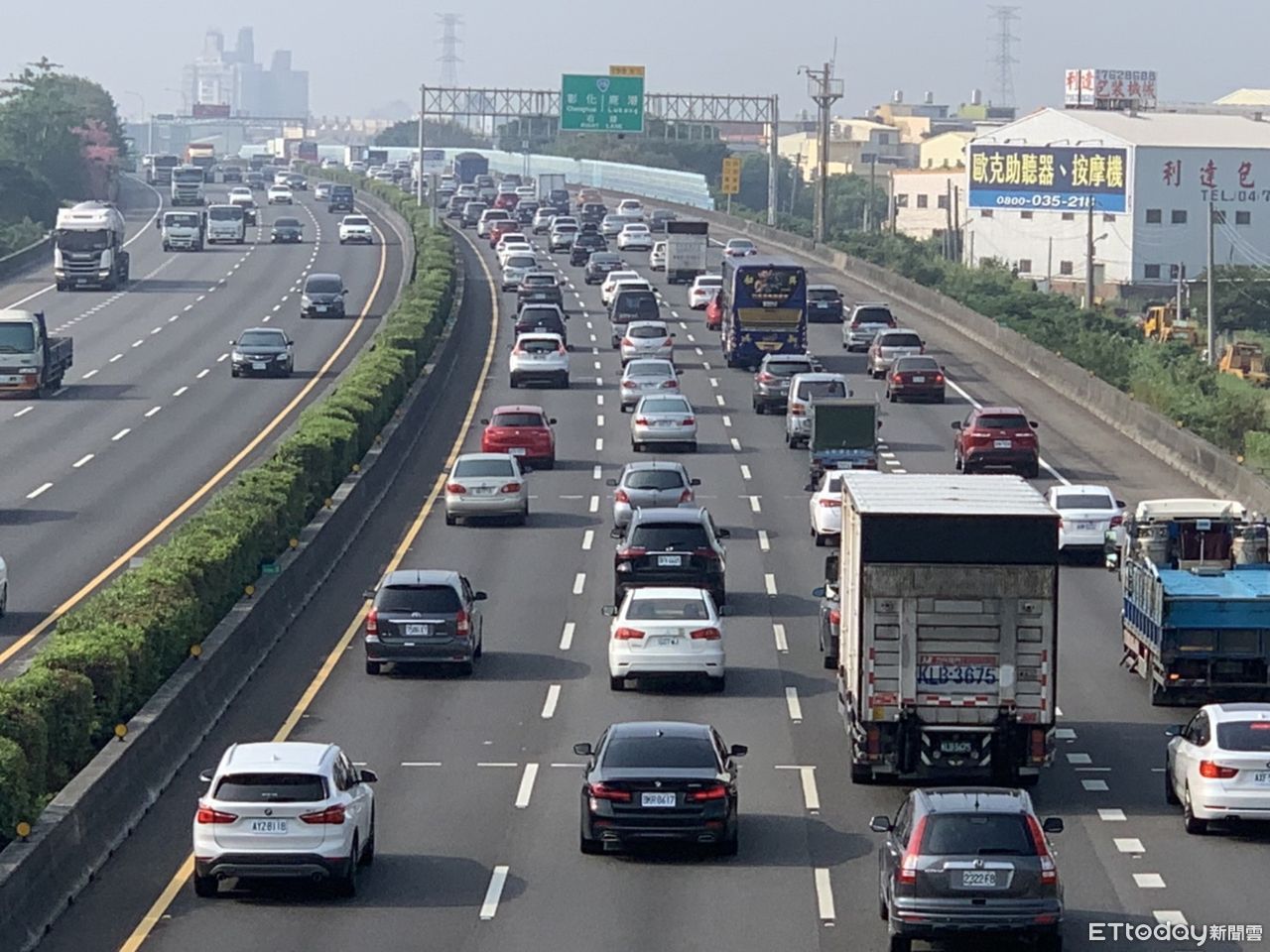 養車更貴了!交部調查「開車全年花8.4萬」 北部車主最苦