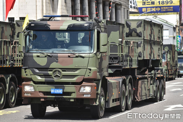 ▲▼110年國慶大會,天弓三型防空飛彈發射車。（圖／記者李毓康攝）