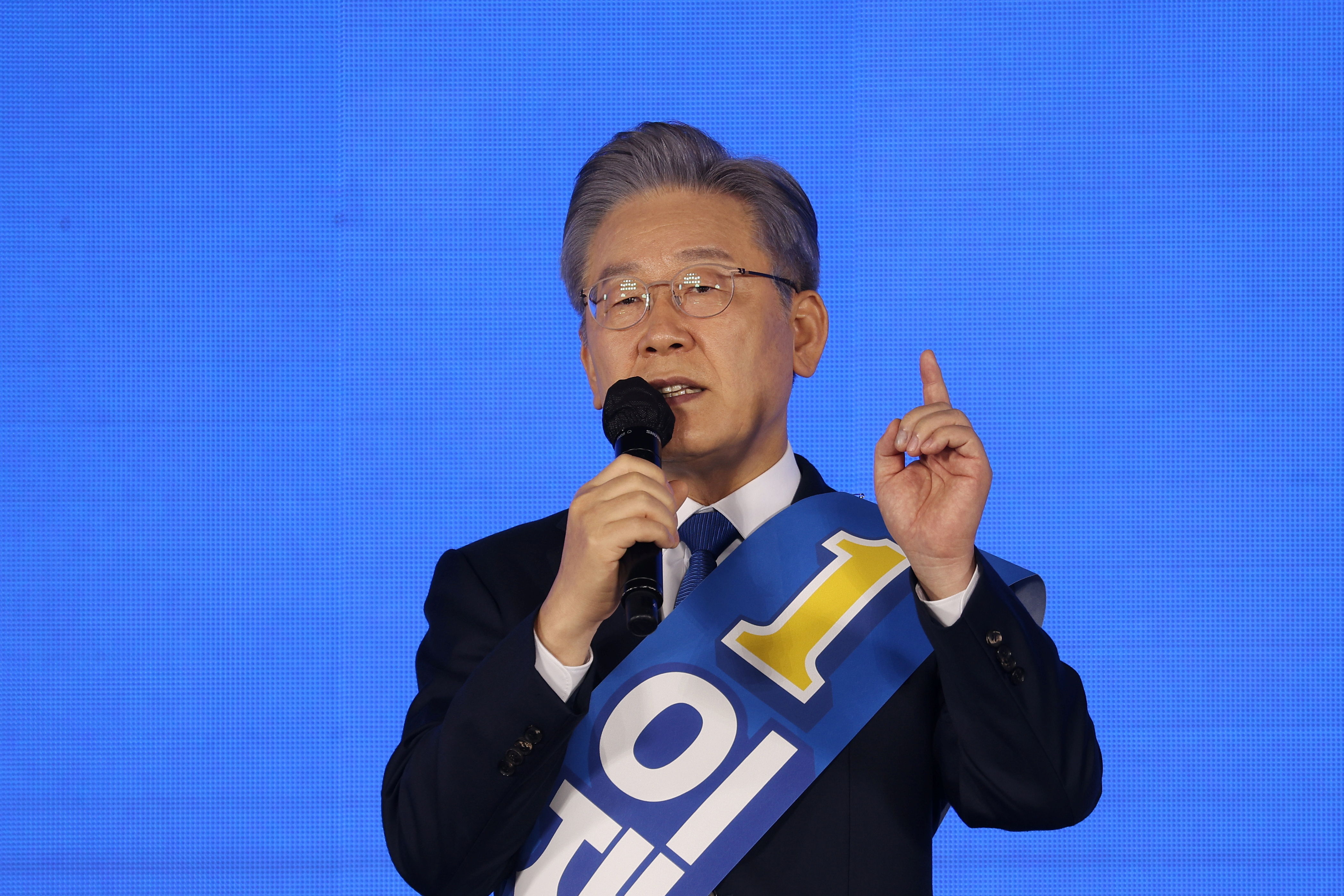 ▲▼現任京畿道知事李在明將代表共同民主黨角逐下一任南韓總統。（圖／路透社）