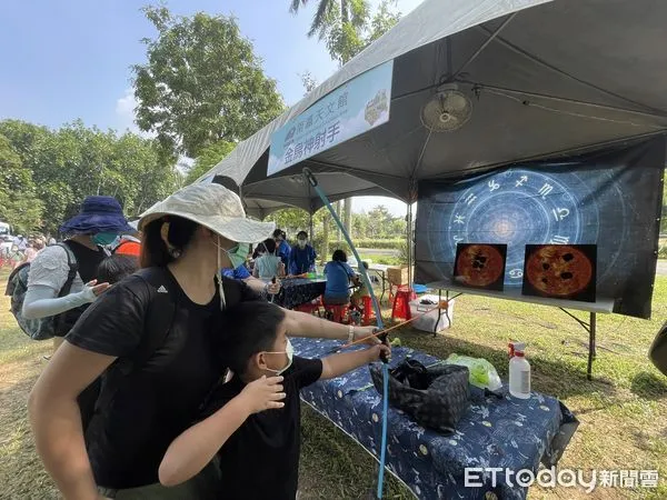 ▲國慶加上館慶活動加持，台南山上花園水道博物館在國慶3天連假迎來將近1萬人次參訪，讓人潮效益外溢到鄰近社區，連農會超市農特品銷售量都上漲超過兩成，帶動區域觀光。（圖／記者林悅翻攝，下同）