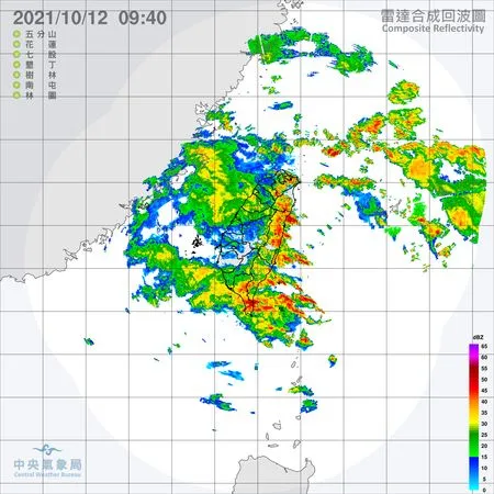 ▲▼受圓規颱風外圍環流影響，北部、東部有豪大雨。（圖／氣象局） 