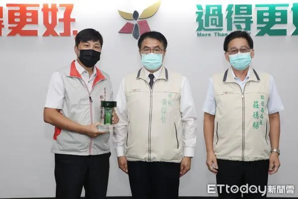 ▲2021國家卓越建設獎揭曉，全國政府機關共160件獲獎，台南市政府成為大贏家，共34件工程獲獎，是全國最多。（圖／記者林悅翻攝，下同）