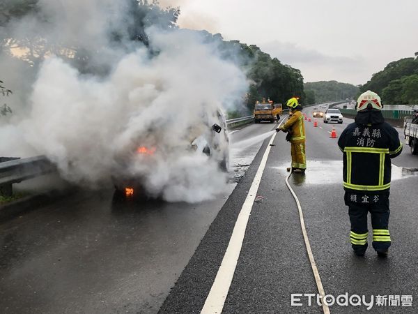 ▲▼ 283.2公里火燒車。（圖／讀者提供）