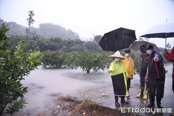 ▲▼花蓮縣連日豪雨造成農業區淹水，災情慘重。（圖／花蓮縣政府提供，下同）