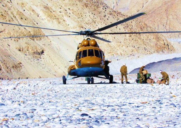 ▲▼巴基斯坦軍為邊境提供補給。（圖／翻攝巴基斯坦陸軍臉書）