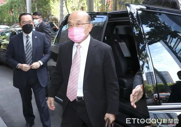 ▲▼行政院長蘇貞昌提早在8點前到達立法院 避開抗議             。（圖／記者屠惠剛攝）