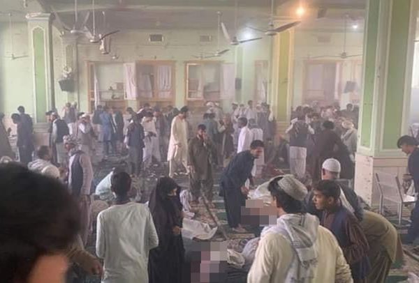 ▲▼阿富汗第2大成坎大哈一座清真寺爆炸。（圖／翻攝自推特）