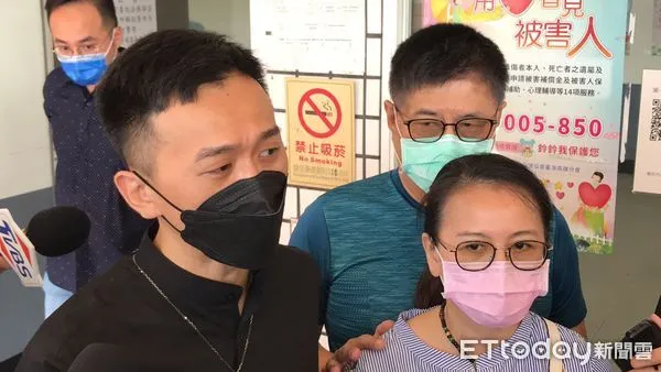 ▲▼網紅鳳梨爆料，高雄仁武，刺青師好友11月大女嬰遭保母虐死。（圖／記者賴文萱攝）