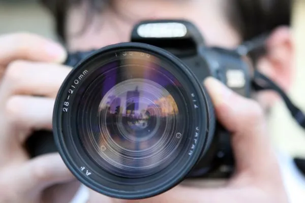 ▲▼網友好奇，為什麼相機是圓鏡頭，卻拍出方形的照片。（圖／取自免費圖庫pixabay）