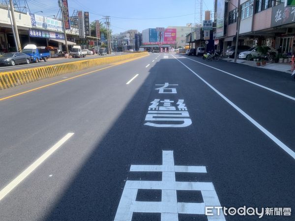 ▲台南市工務局完成和緯路（文賢路至西門路）路面改善工程，讓民眾看見到「路平」成果。（圖／記者林悅翻攝，下同）